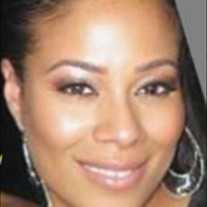 Meet your Posher, Rivera